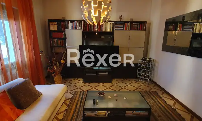 Rexer-Pieve-a-Nievole-Casa-bifamiliare-indipendente-con-giardino-Sala