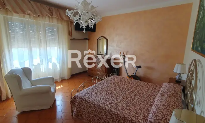 Rexer-Pieve-a-Nievole-Casa-bifamiliare-indipendente-con-giardino-Camera-da-letto