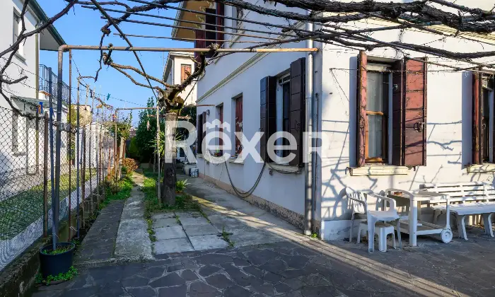 Rexer-Venezia-Villa-singola-con-scoperto-privato-Altro