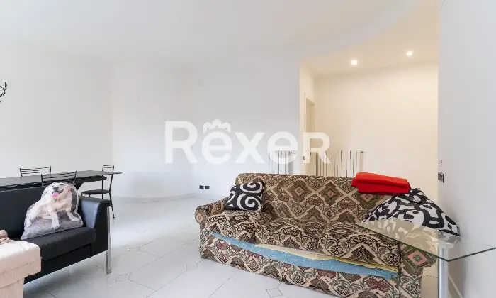 Rexer-Catanzaro-Appartamento-con-ascensore-e-posto-auto-Altro