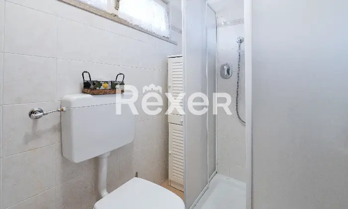 Rexer-Magione-Villa-indipendente-con-vista-lago-e-giardino-privato-Altro