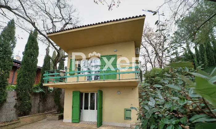 Rexer-Magione-Villa-indipendente-con-vista-lago-e-giardino-privato-Altro