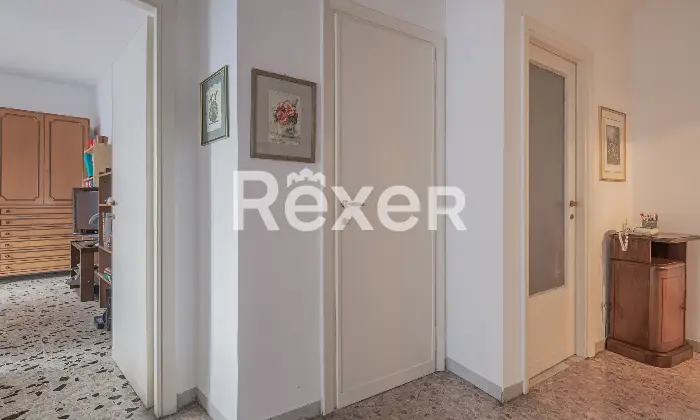 Rexer-Roma-Appartamento-ampia-metratura-in-zona-Colli-Albani-Altro