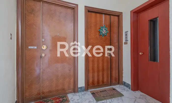 Rexer-Roma-Appartamento-ampia-metratura-in-zona-Colli-Albani-Altro