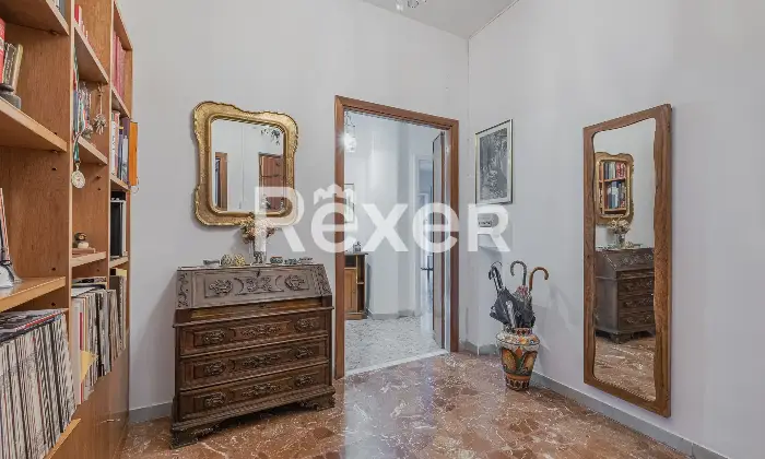 Rexer-Roma-Appartamento-ampia-metratura-in-zona-Colli-Albani-Altro