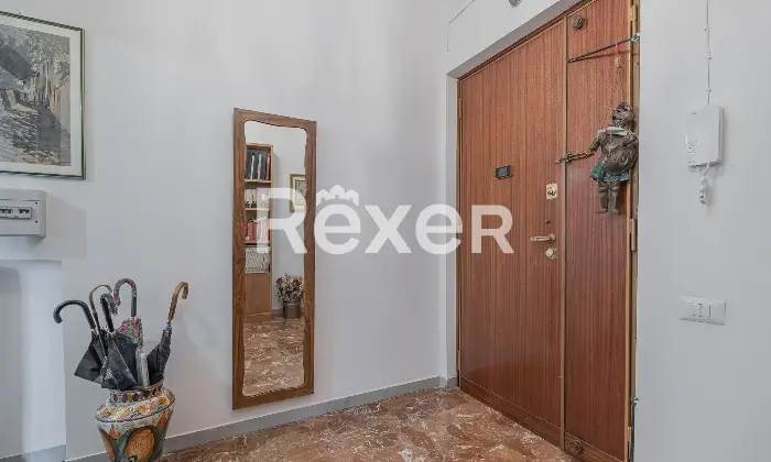 Rexer-Roma-Appartamento-ampia-metratura-in-zona-Colli-Albani-Altro