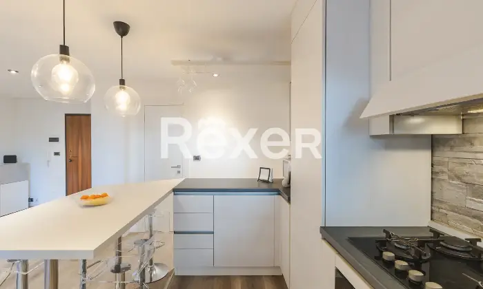 Rexer-Trieste-Appartamento-con-ampia-terrazza-Altro