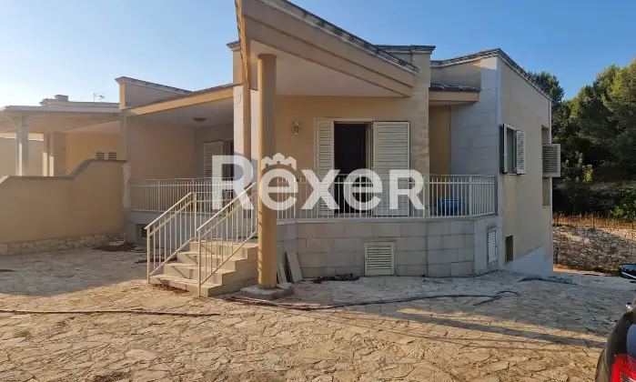 Rexer-Fasano-Villa-in-vendita-in-Viale-delle-Querce-a-Fasano-Altro