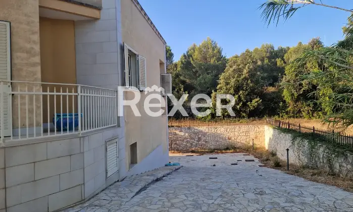 Rexer-Fasano-Villa-in-vendita-in-Viale-delle-Querce-a-Fasano-Altro
