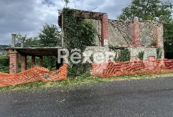 Rexer-Maiolo-Casolare-indipendente-con-terreno-agricolo-Terrazzo
