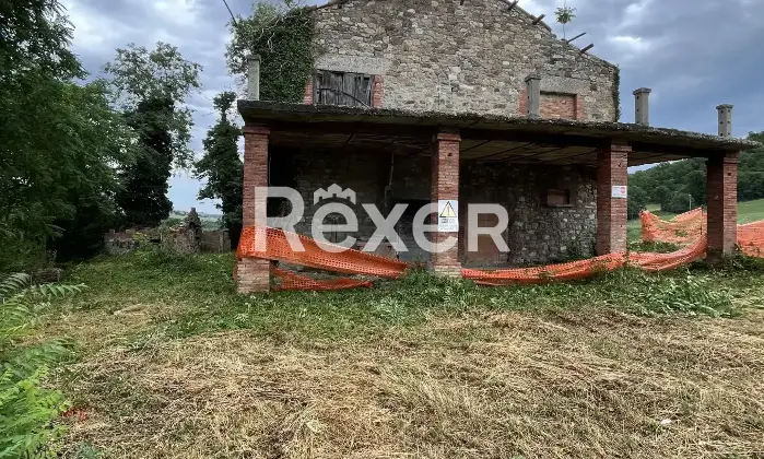 Rexer-Maiolo-Casolare-indipendente-con-terreno-agricolo-Terrazzo