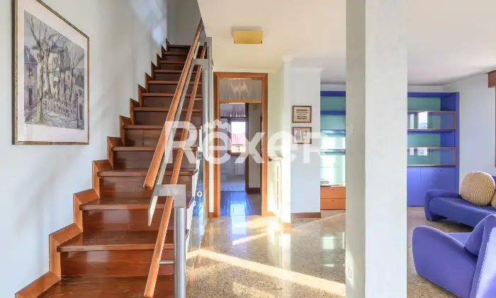 Rexer-Padova-Luminoso-appartamento-signorile-Altro