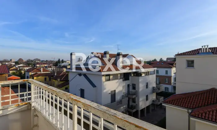 Rexer-Padova-Luminoso-appartamento-signorile-Altro