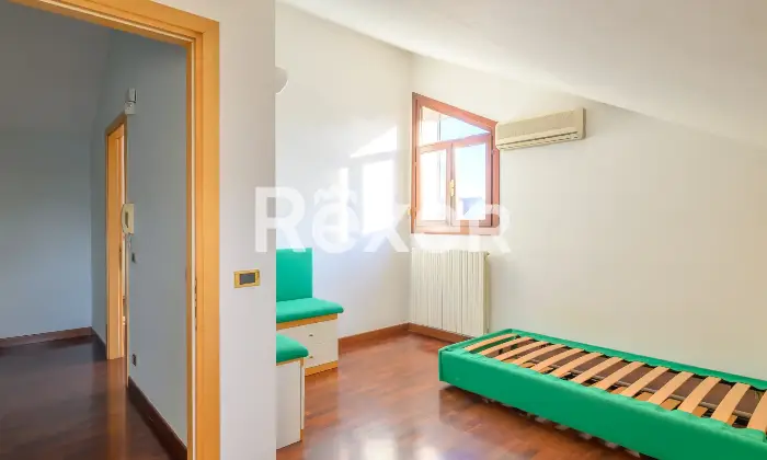 Rexer-Padova-Luminoso-appartamento-signorile-Altro