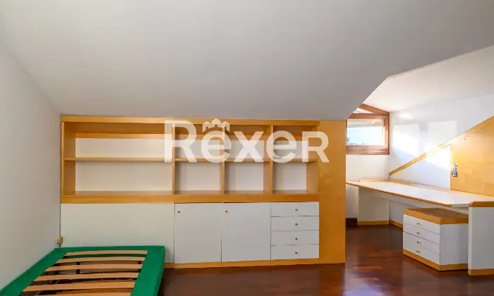 Rexer-Padova-Luminoso-appartamento-signorile-Altro