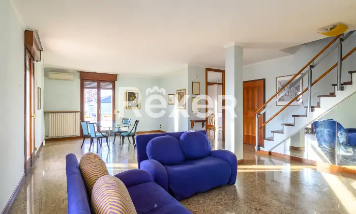 Rexer-Padova-Luminoso-appartamento-signorile-Altro