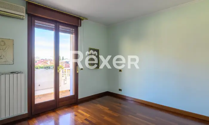 Rexer-Padova-Luminoso-appartamento-signorile-Altro