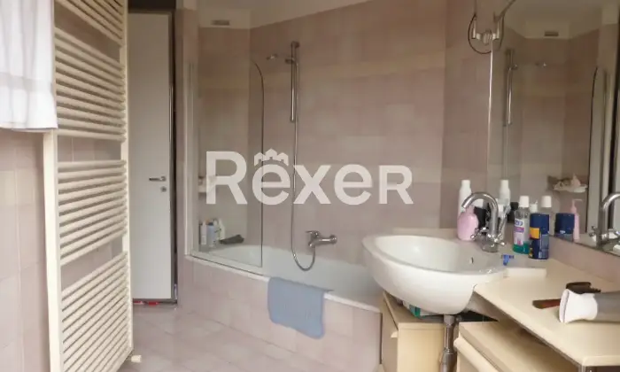 Rexer-Ferrara-Appartamento-in-centro-storico-con-soppalco-Altro