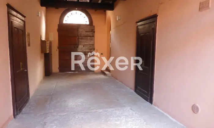 Rexer-Ferrara-Appartamento-in-centro-storico-con-soppalco-Altro