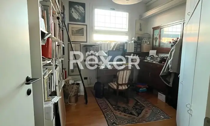 Rexer-Ferrara-Appartamento-in-centro-storico-con-soppalco-Altro