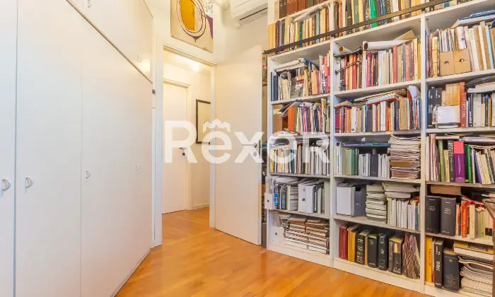 Rexer-Ferrara-Appartamento-in-centro-storico-con-soppalco-Altro