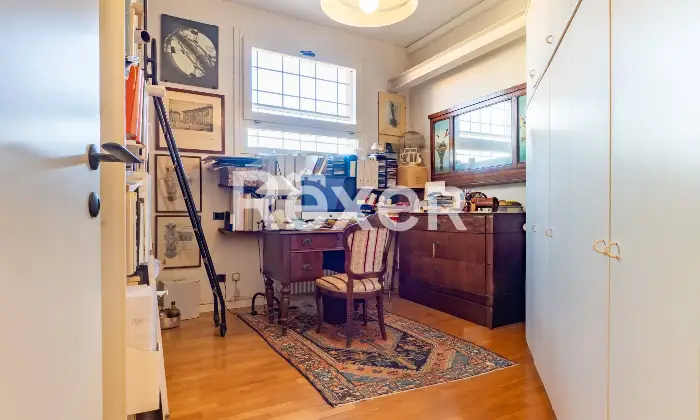 Rexer-Ferrara-Appartamento-in-centro-storico-con-soppalco-Altro