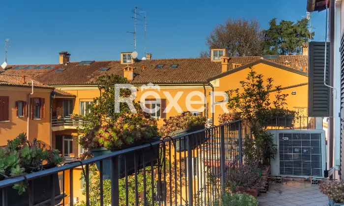 Rexer-Ferrara-Appartamento-in-centro-storico-con-soppalco-Altro