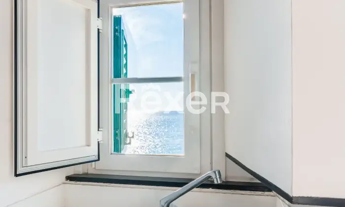 Rexer-Camogli-Appartamento-prima-fila-con-ingresso-inpendente-e-box-auto-Altro