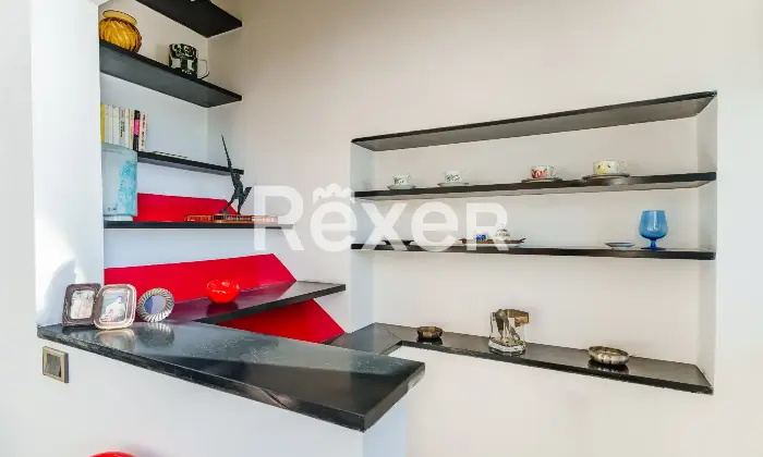 Rexer-Camogli-Appartamento-prima-fila-con-ingresso-indipendente-e-box-auto-Altro