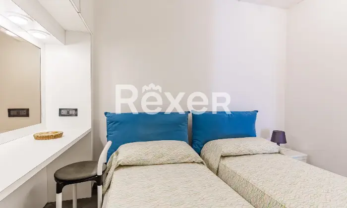 Rexer-Camogli-Appartamento-prima-fila-con-ingresso-indipendente-e-box-auto-Altro