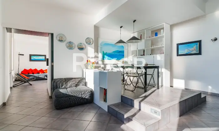 Rexer-Camogli-Appartamento-prima-fila-con-ingresso-inpendente-e-box-auto-Altro