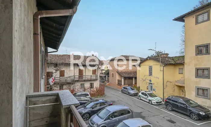 Rexer-Morengo-Appartamento-in-villa-con-box-auto-e-ampia-taverna-Altro