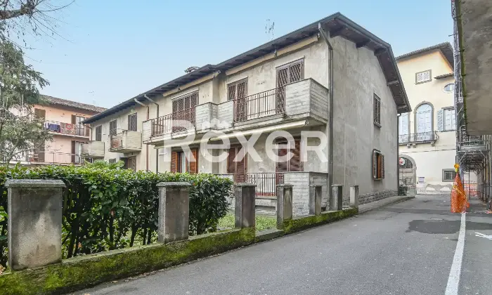 Rexer-Morengo-Appartamento-in-villa-con-box-auto-e-ampia-taverna-Altro