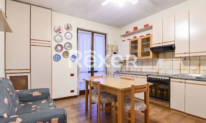 Rexer-Morengo-Appartamento-in-villa-con-box-auto-e-ampia-taverna-Altro