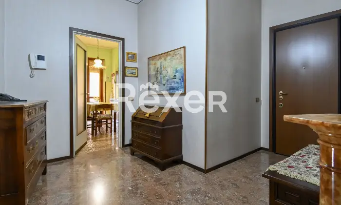 Rexer-Bergamo-Appartamento-quadrilocale-con-box-e-cantina-Altro