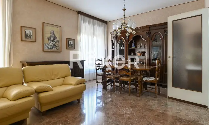 Rexer-Bergamo-Appartamento-quadrilocale-con-box-e-cantina-Altro