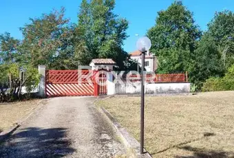 Rexer-San-Vittore-del-Lazio-Villa-in-piena-tranquillit-Giardino