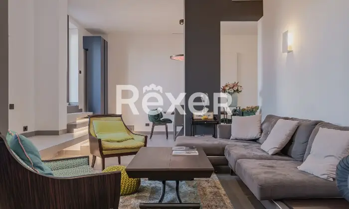 Rexer-Roma-Attico-esclusivo-in-Palazzo-Balestra-Piazza-Santi-Apostoli-Altro