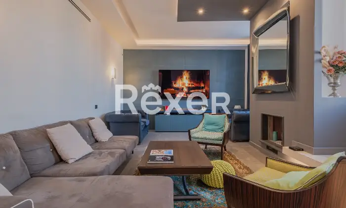 Rexer-Roma-Attico-esclusivo-in-Palazzo-Balestra-Piazza-Santi-Apostoli-Altro