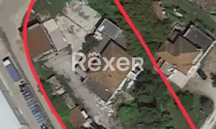 Rexer-Cappelle-sul-Tavo-CasaleCascina-in-Vendita-Via-Michelangelo-Cappelle-sul-Tavo-PE-Altro