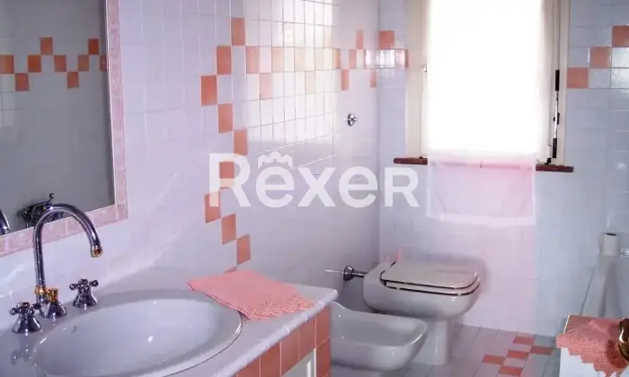 Rexer-Colonnella-Villa-in-vendita-in-via-Fratte-Grandi-a-Colonnella-Altro