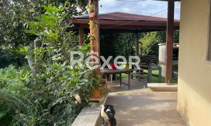 Rexer-Uggiano-la-Chiesa-VILLA-CON-SUOLO-EDIFICATORIO-MQ-REALIZZABILI-SU-DUE-LIVELLI-Terrazzo