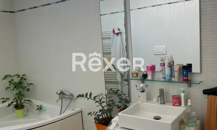 Rexer-Uggiano-la-Chiesa-VILLA-CON-SUOLO-EDIFICATORIO-MQ-REALIZZABILI-SU-DUE-LIVELLI-Bagno