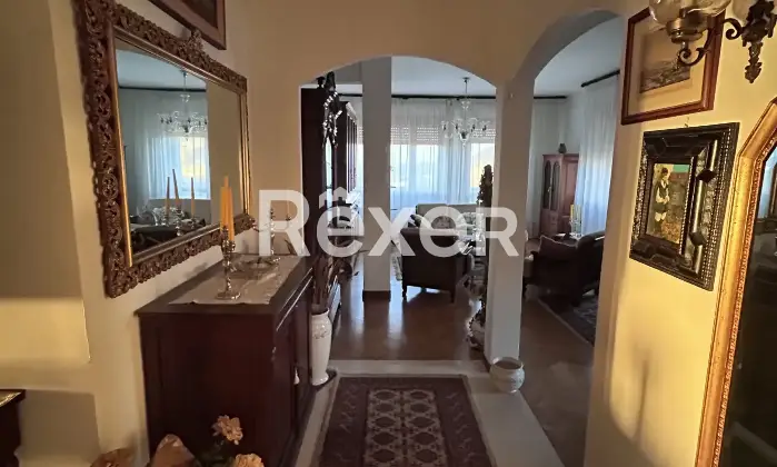 Rexer-Porto-Torres-Attico-esclusivo-con-vista-mare-Ingresso