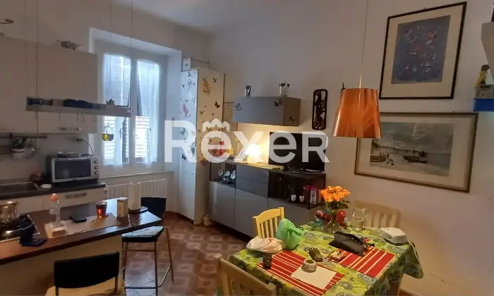 Rexer-Ancona-Ampio-bilocale-in-vendita-Cucina