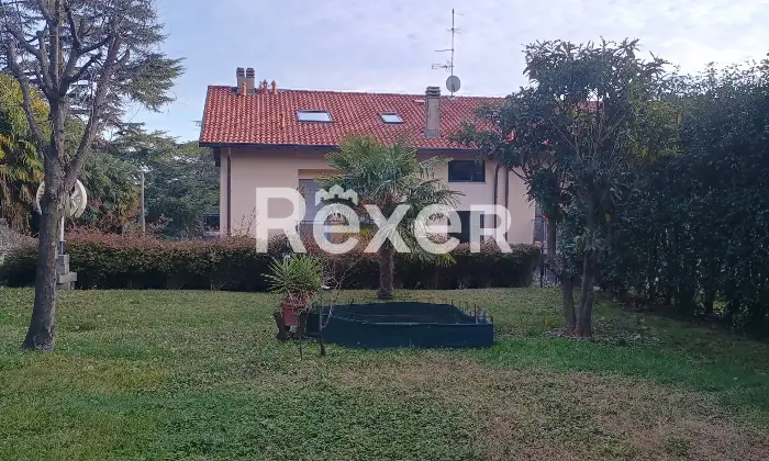 Rexer-Albavilla-Trilocale-con-bellissimo-ed-ampio-giardino-Altro