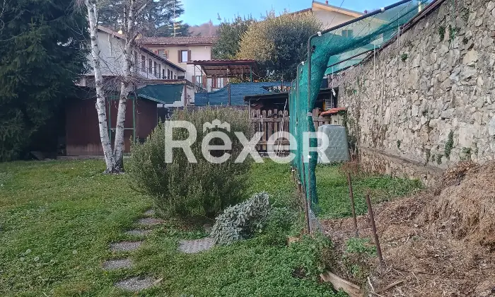 Rexer-Albavilla-Trilocale-con-bellissimo-ed-ampio-giardino-Altro