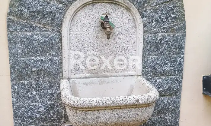 Rexer-Albavilla-Trilocale-con-bellissimo-ed-ampio-giardino-Altro