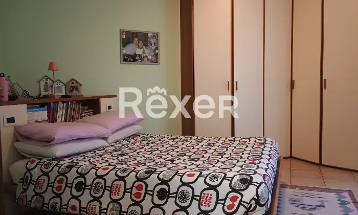 Rexer-Albavilla-Trilocale-con-bellissimo-ed-ampio-giardino-Altro