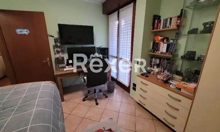 Rexer-Albavilla-Trilocale-con-bellissimo-ed-ampio-giardino-Altro